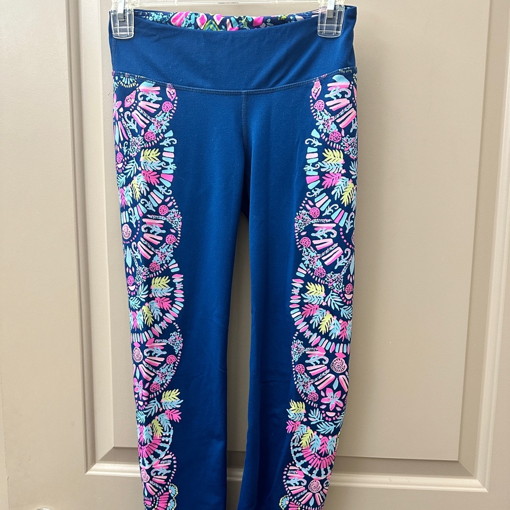 Lilly Pulitzer side detail Luxletic athletic pants
